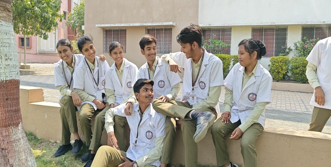 Dr. Rajendra Gode Institute of Nursing, Amravati