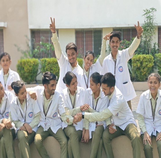 Dr. Rajendra Gode Institute of Nursing, Amravati